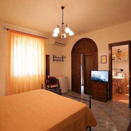 Bed and Breakfast Salento Terra Maris Cocumola Екстер'єр фото