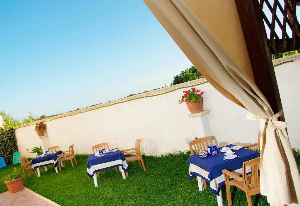Bed and Breakfast Salento Terra Maris Cocumola Екстер'єр фото