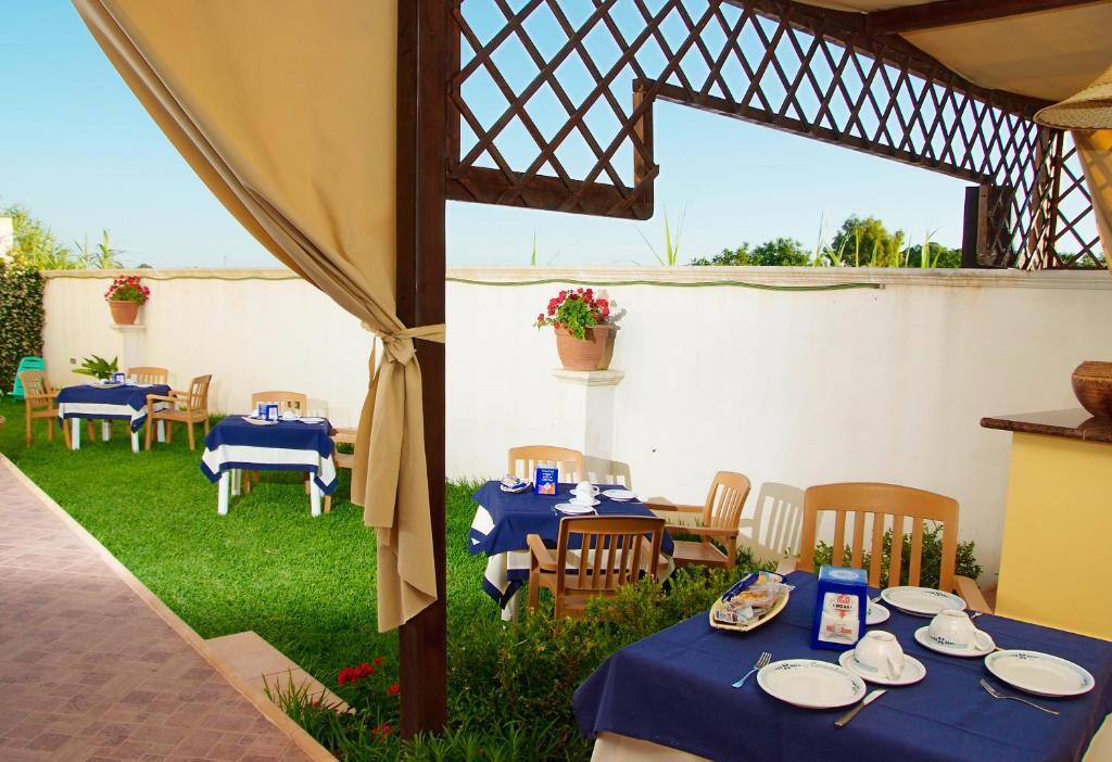 Bed and Breakfast Salento Terra Maris Cocumola Екстер'єр фото